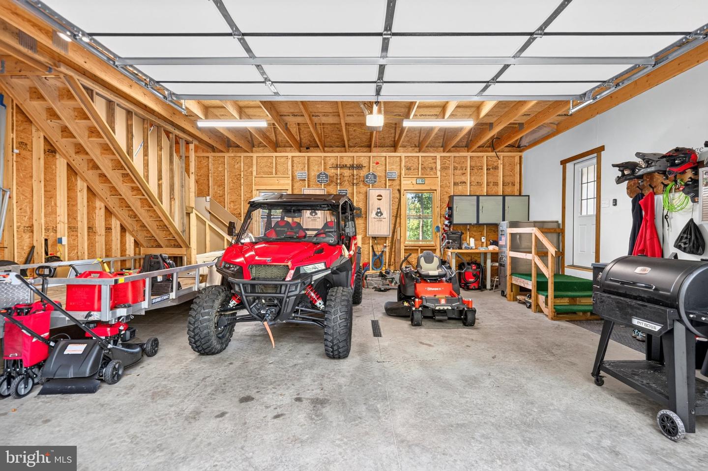 1083 N Camp Rd Property Photo 65