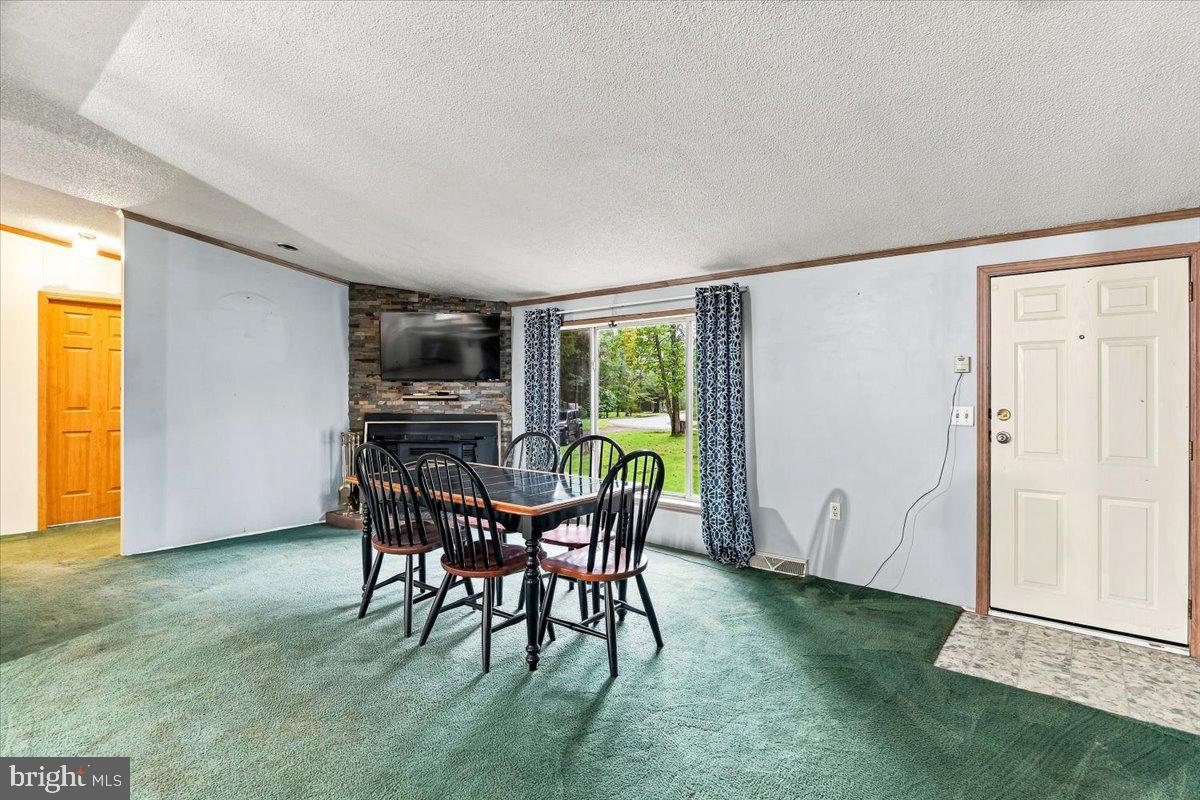 586 Bray School Rd Property Photo 6