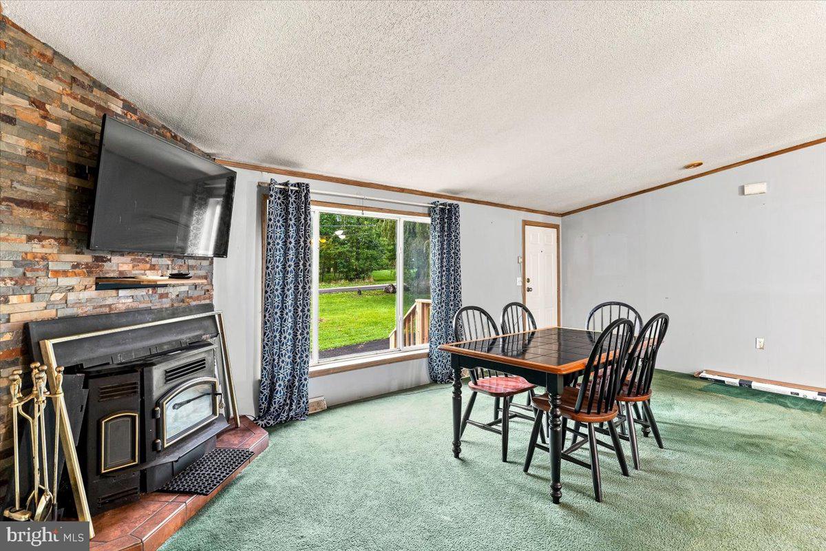 586 Bray School Rd Property Photo 8