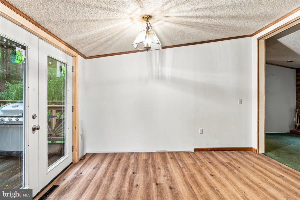 586 Bray School Rd Property Photo 13