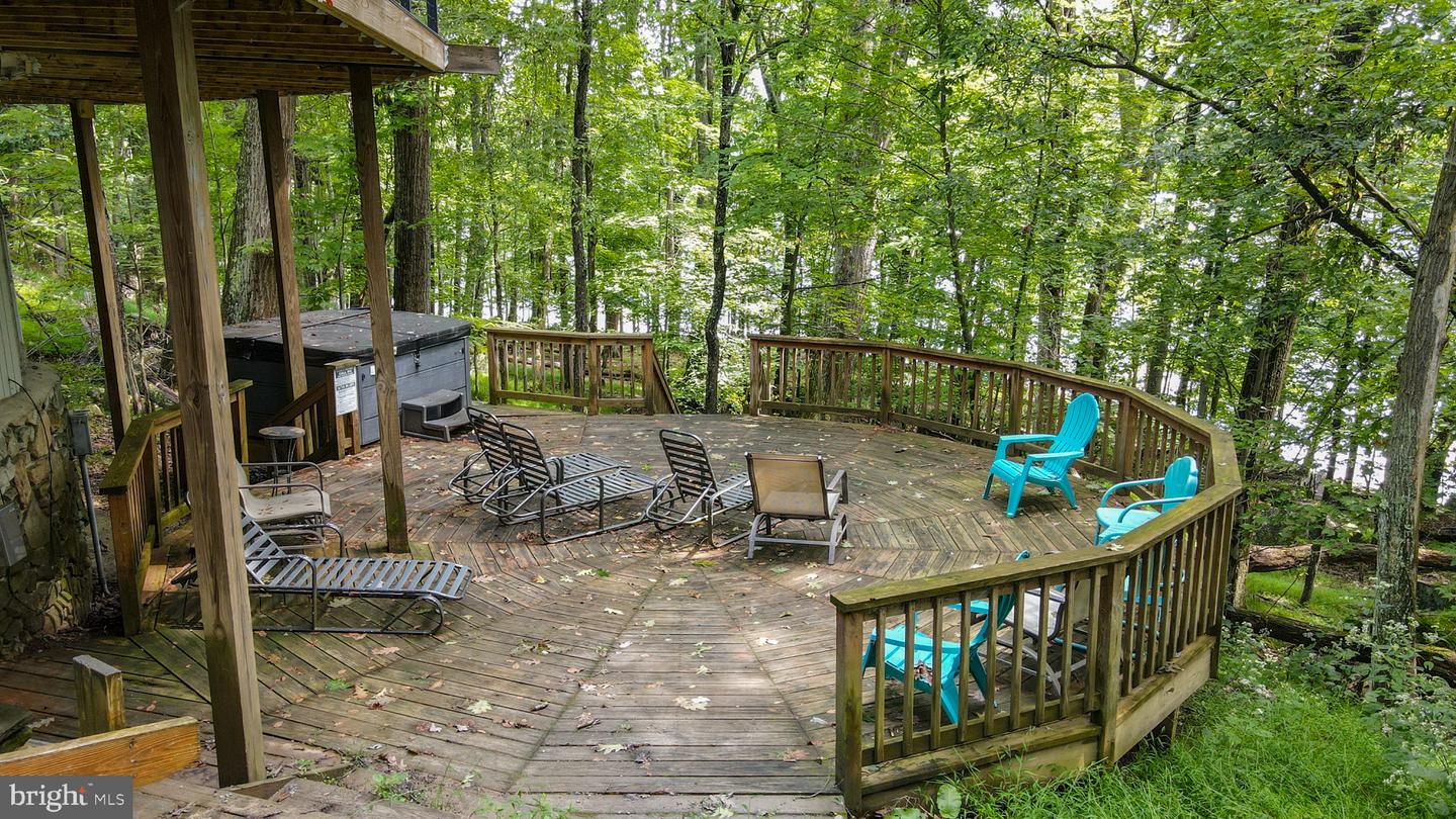 2849 Shingle Camp Rd Property Photo 3
