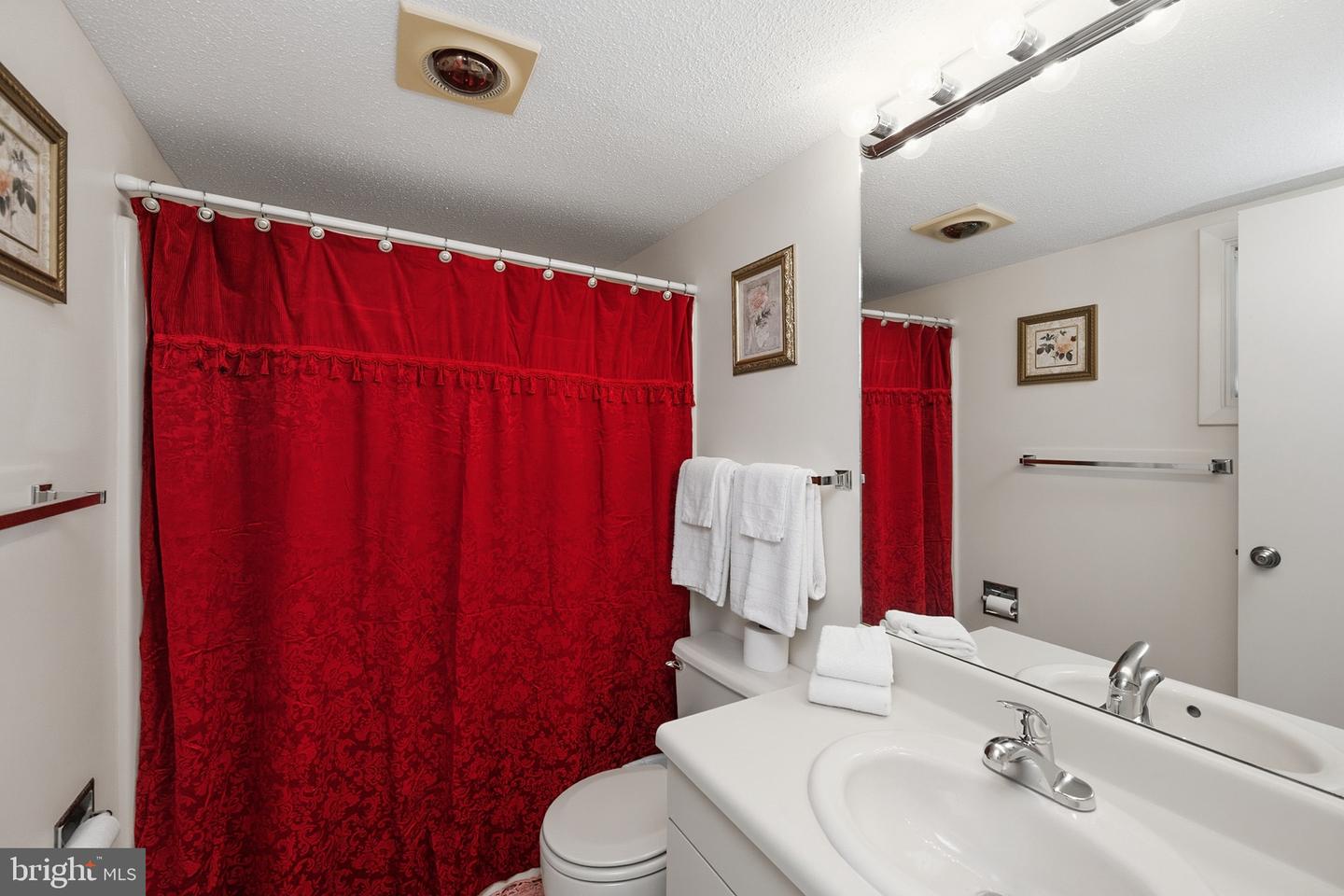 19 Slopeside Ter #10e Property Photo 39