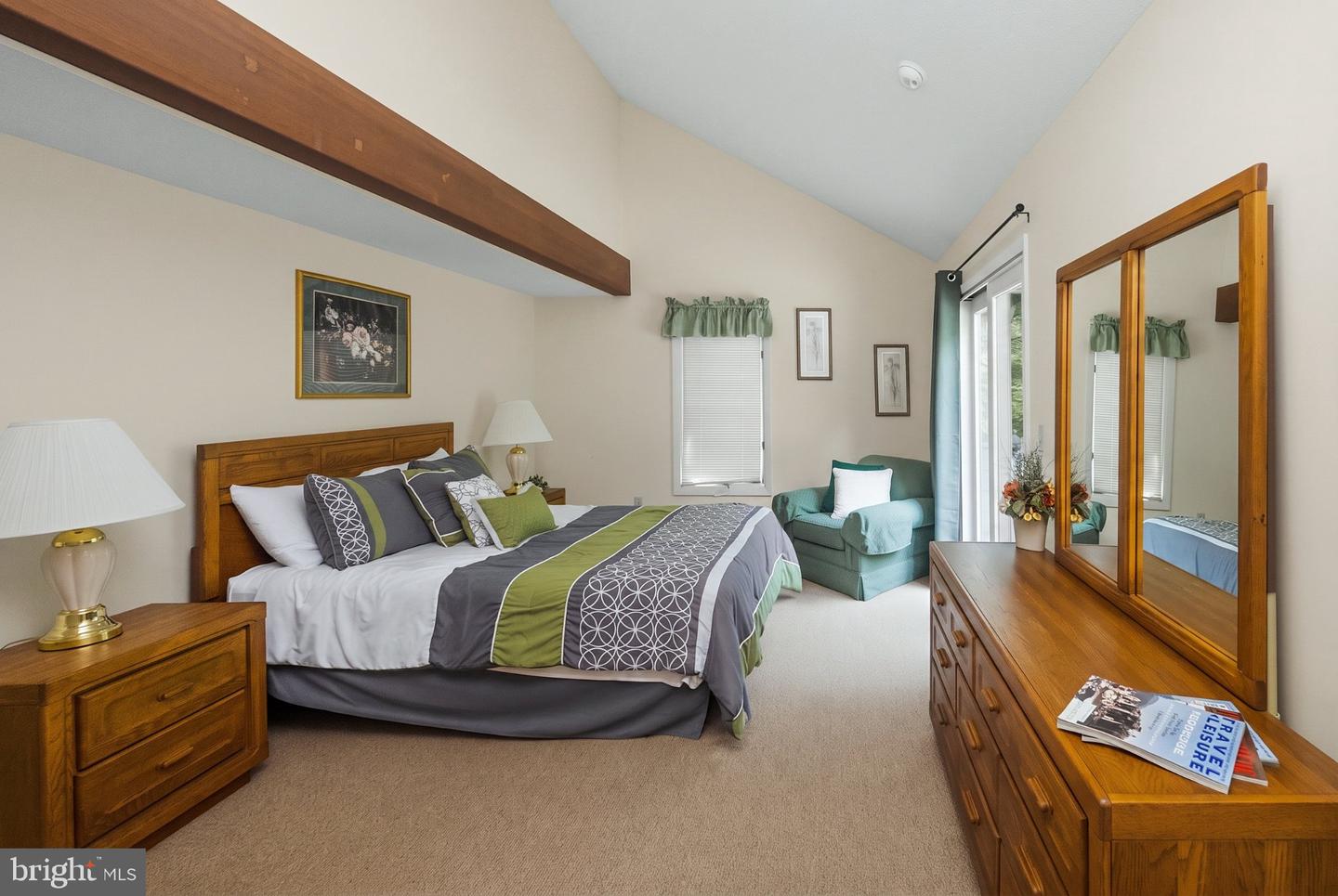 19 Slopeside Ter #10e Property Photo 46
