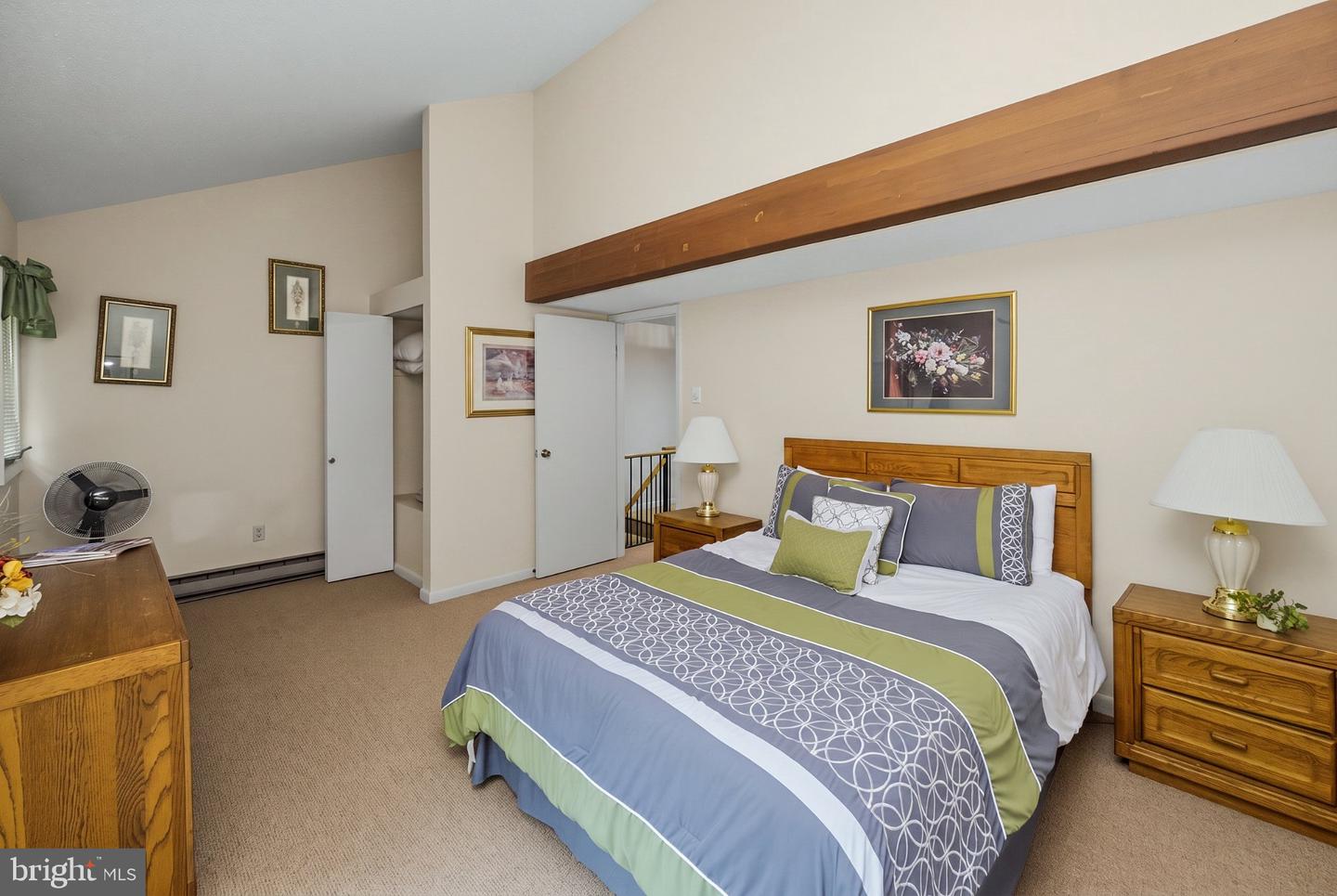 19 Slopeside Ter #10e Property Photo 47