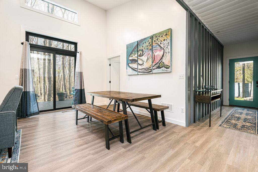 100 San Francisco St Property Photo 12
