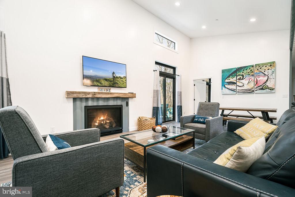 100 San Francisco St Property Photo 20