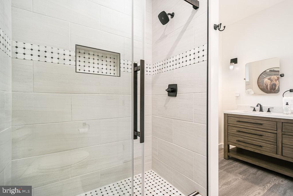 100 San Francisco St Property Photo 31