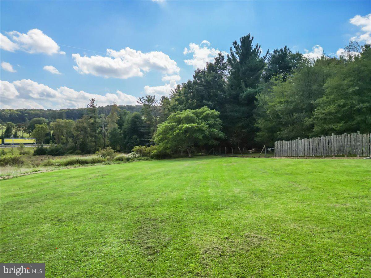 18862 National Pike Property Photo 11