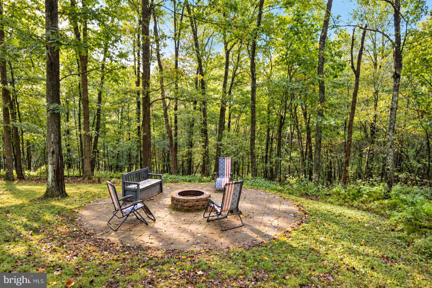 870 Hunters Ridge Dr Property Photo 4
