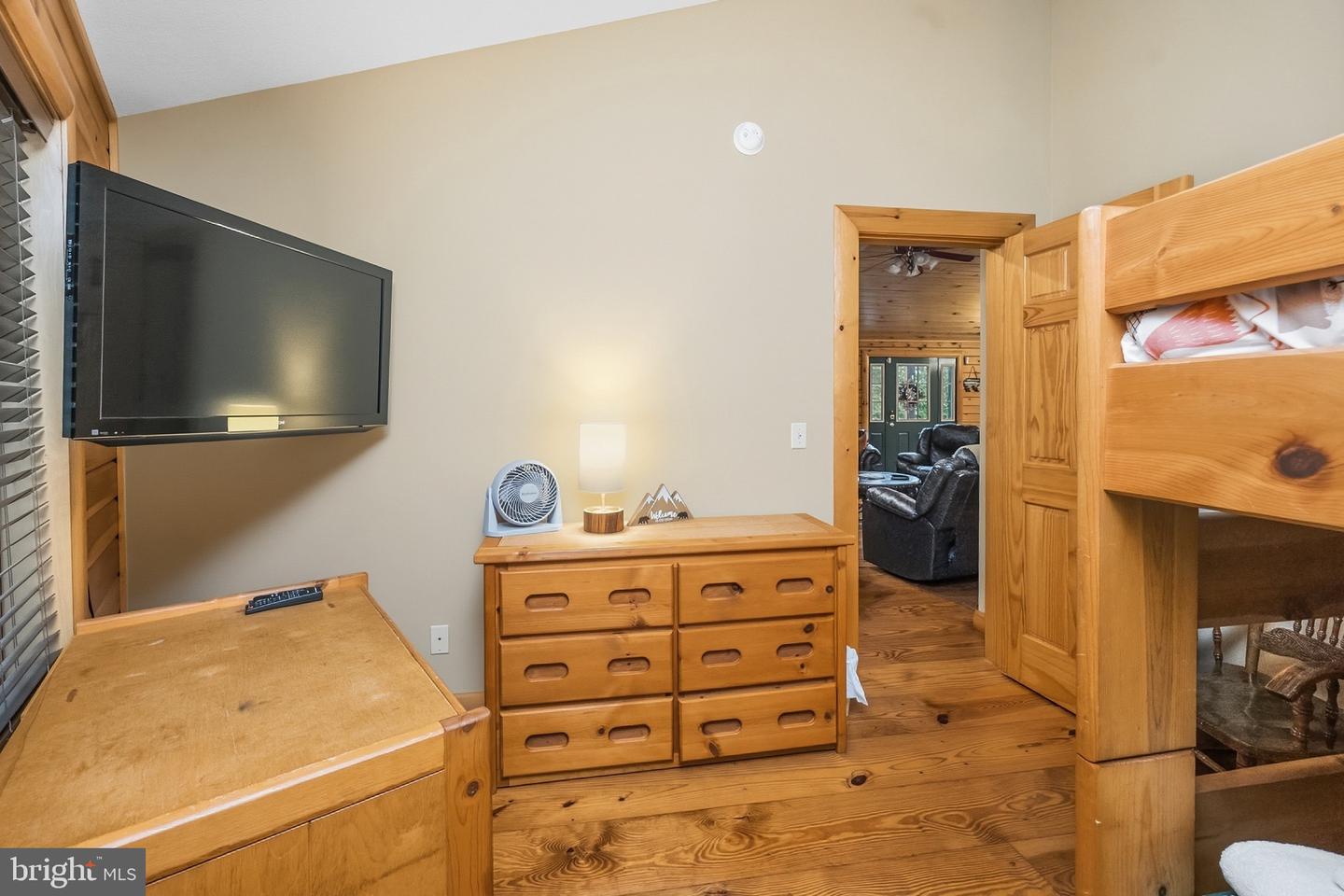 870 Hunters Ridge Dr Property Photo 32