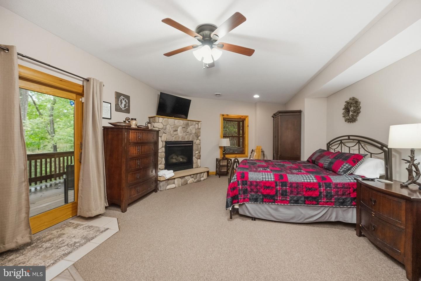 870 Hunters Ridge Dr Property Photo 41