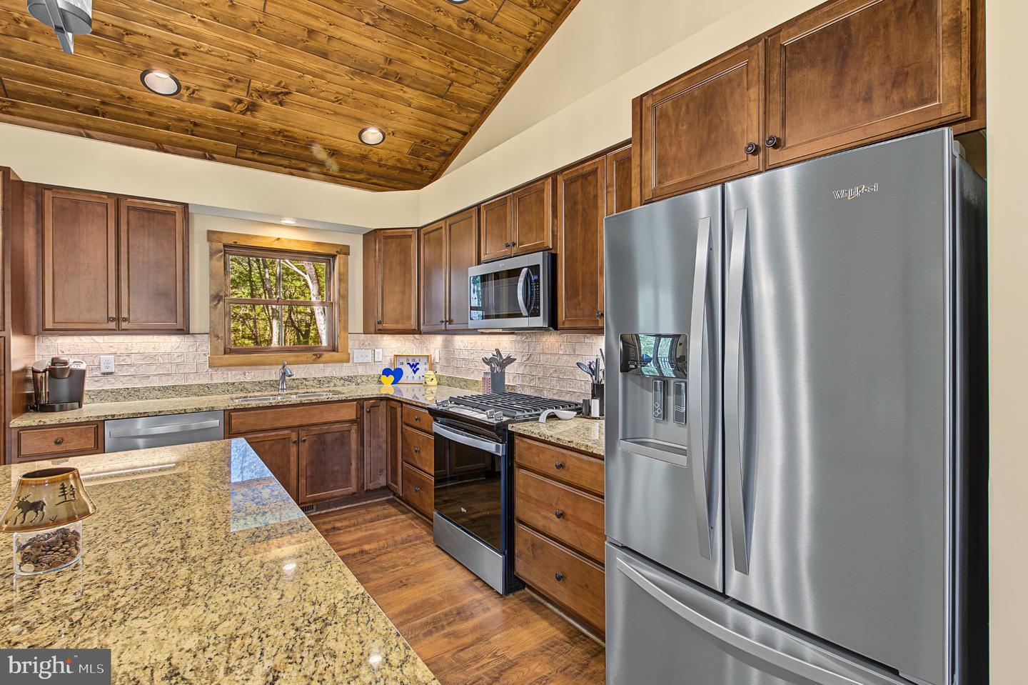 128 College Heights Ct Property Photo 14