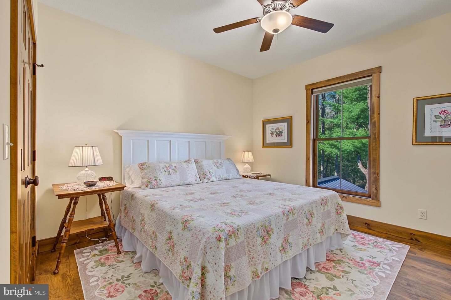 128 College Heights Ct Property Photo 19