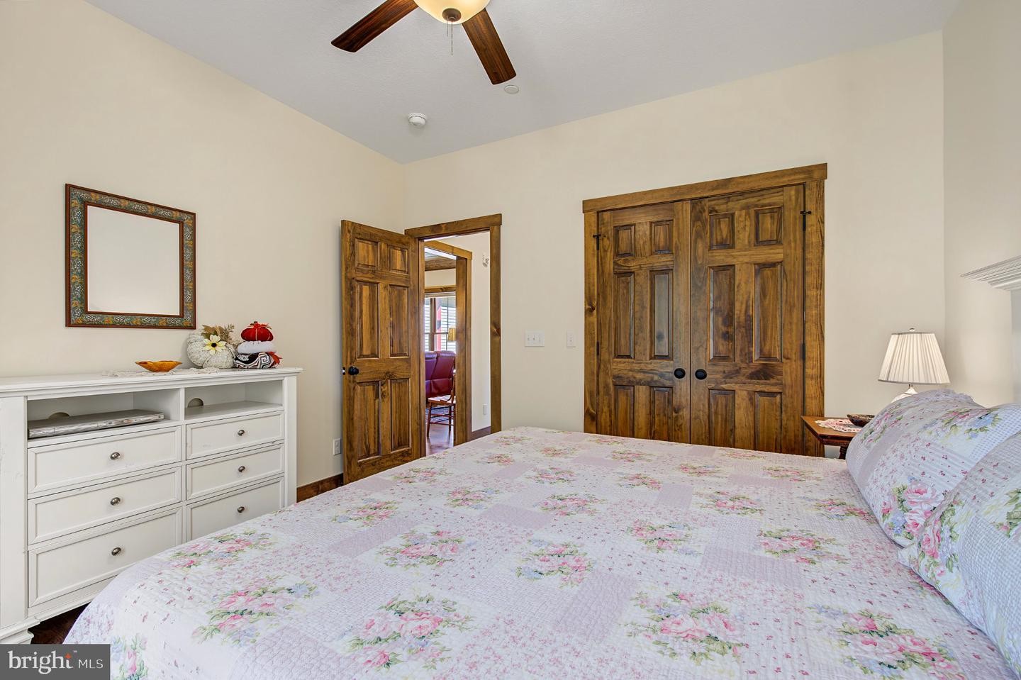 128 College Heights Ct Property Photo 21
