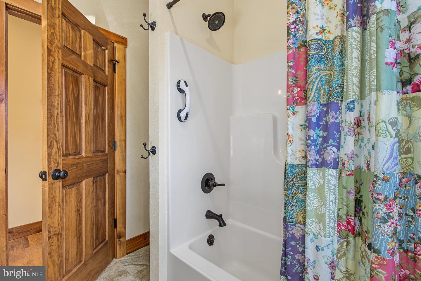 128 College Heights Ct Property Photo 30