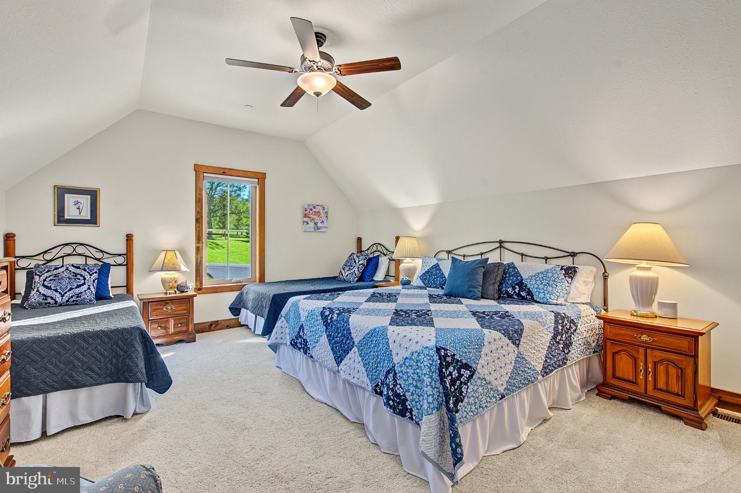 128 College Heights Ct Property Photo 40