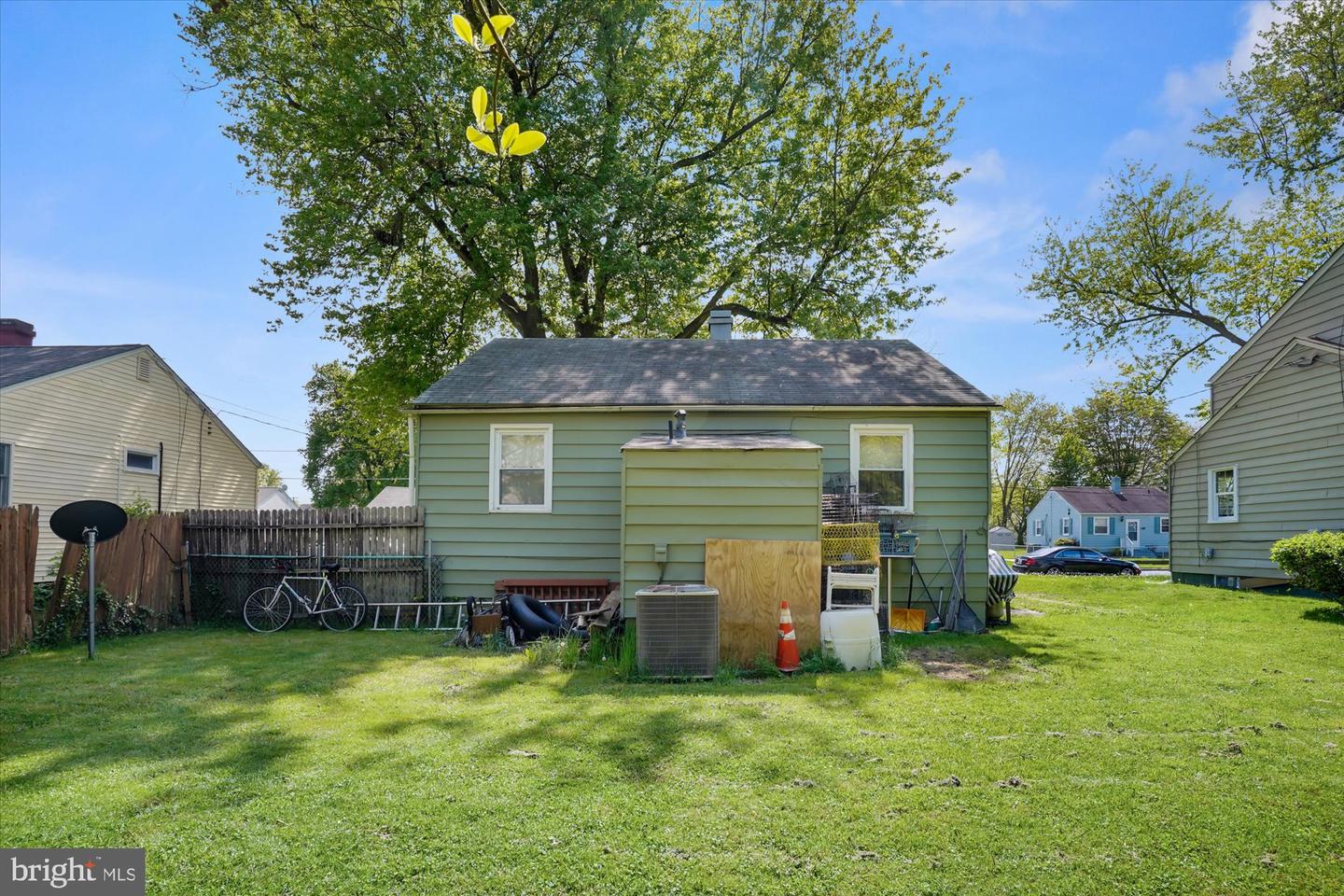 155 Deen Ave E Property Photo 13