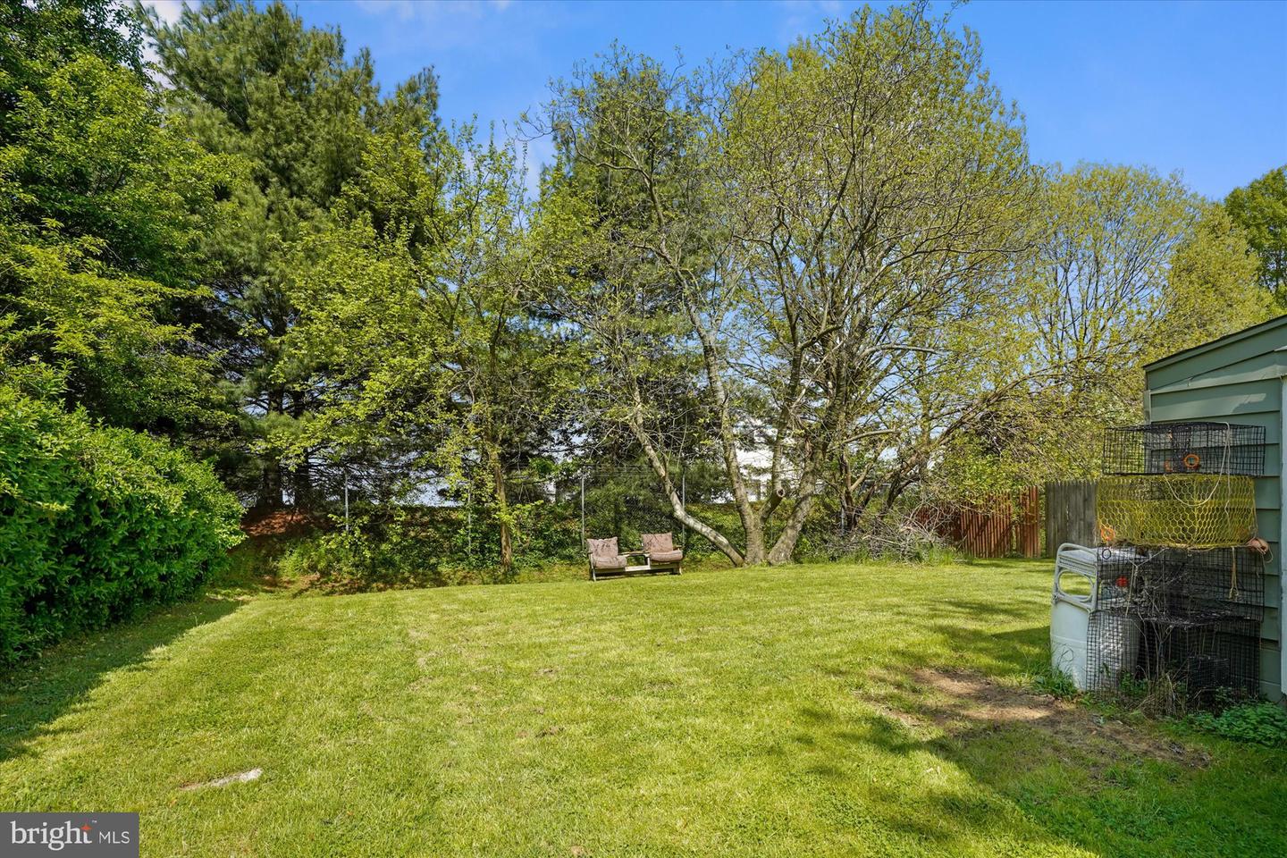 155 Deen Ave E Property Photo 15