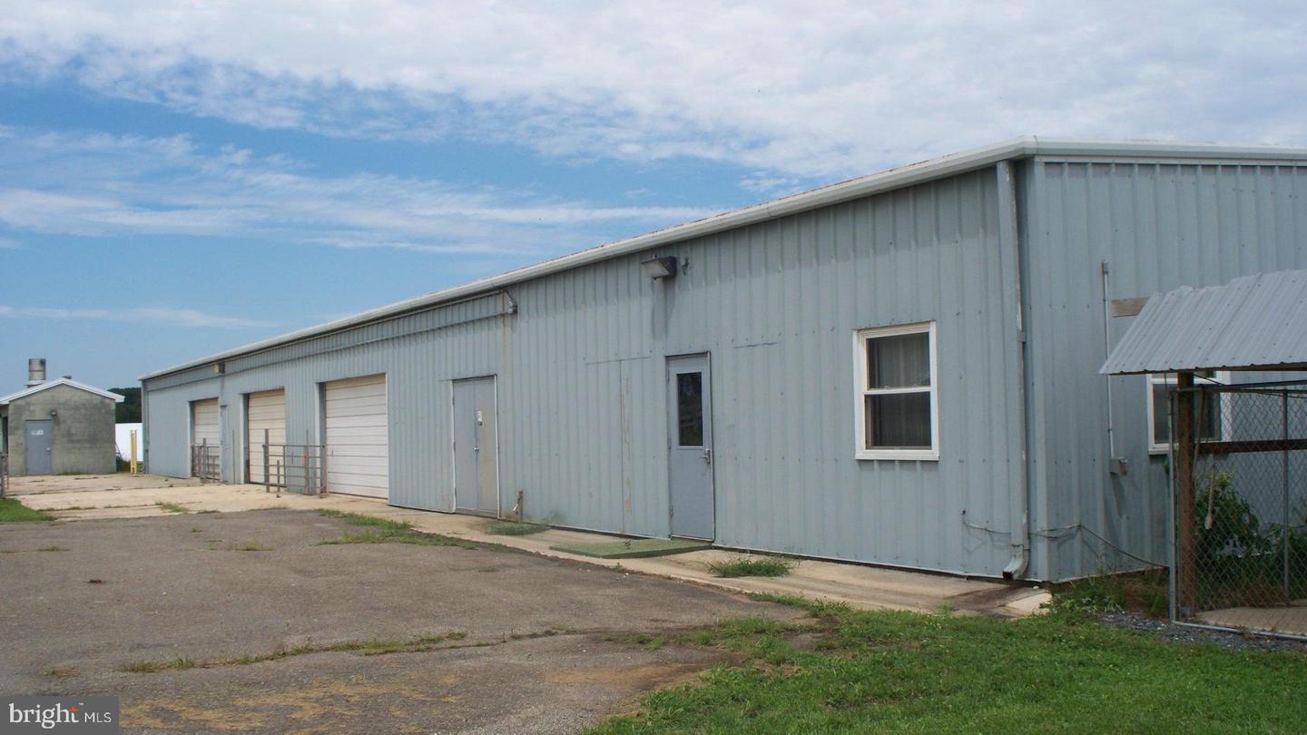1414 HARKINS RD #WEST SIDE OFFICE Property Photo 1