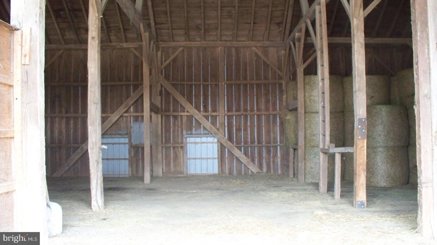 1414 Harkins Rd #bank Barn Property Photo 5