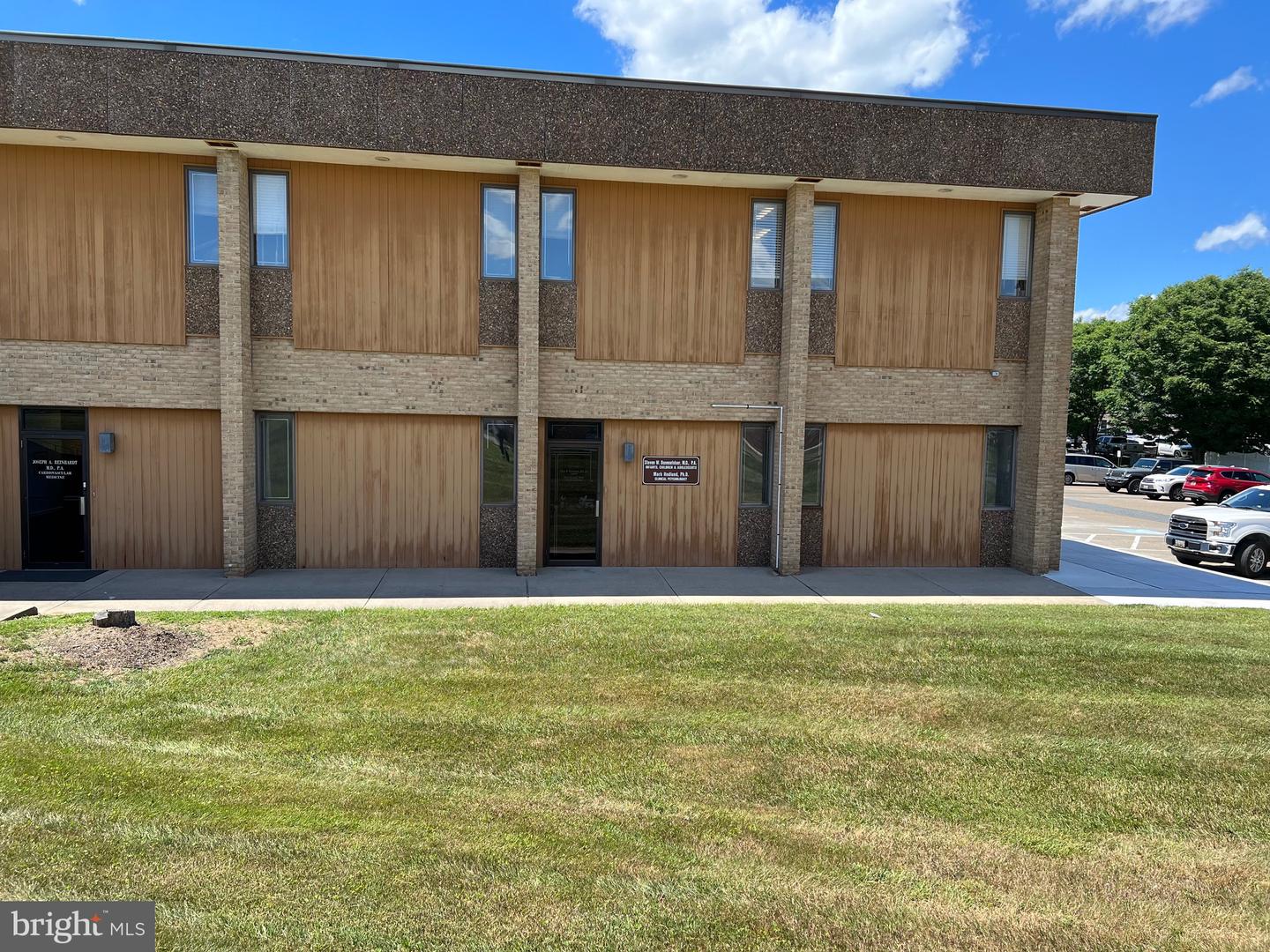 2003 Rock Spring Rd Property Photo 1