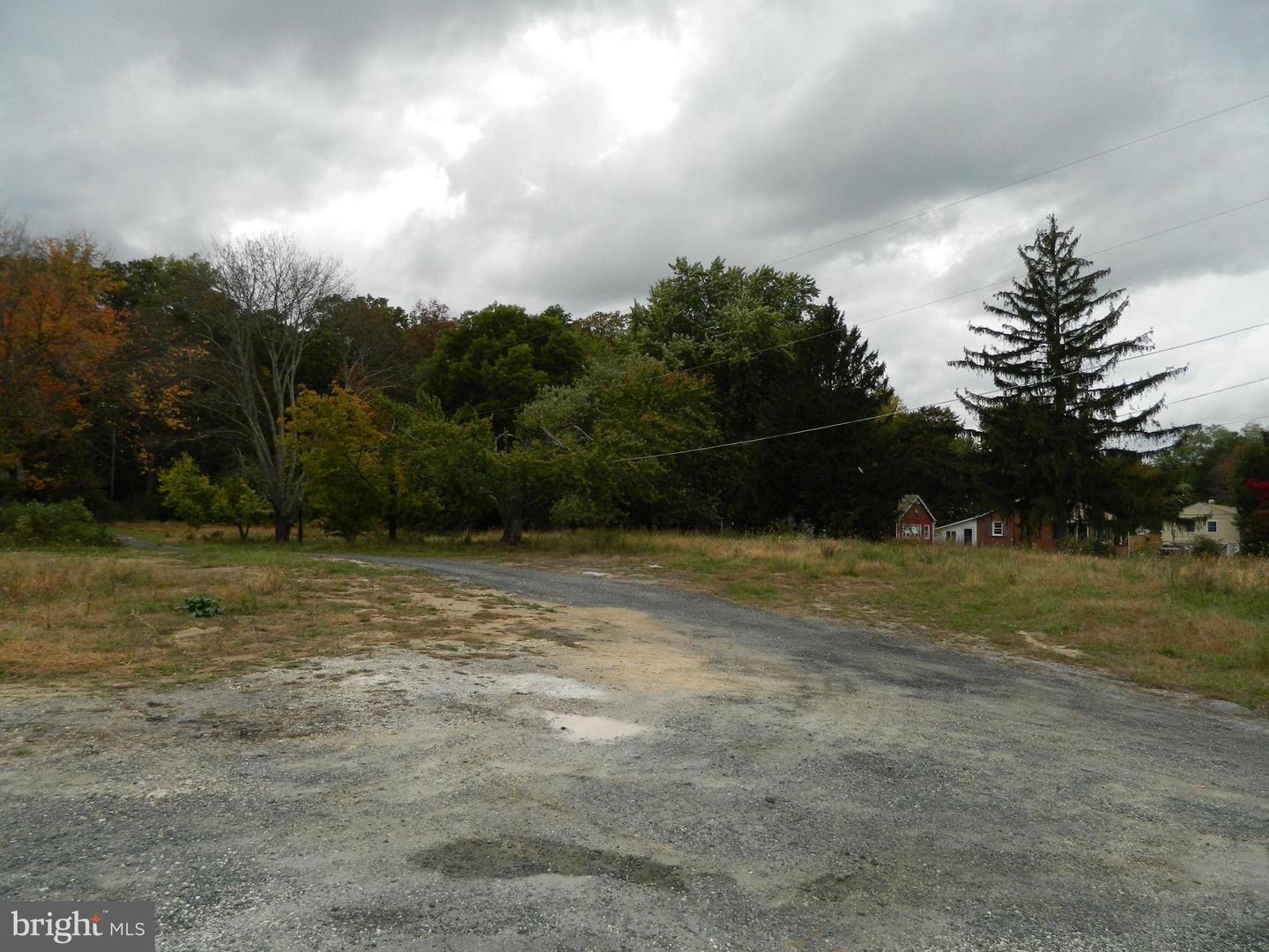 1504 N Fountain Green Rd Property Photo 1