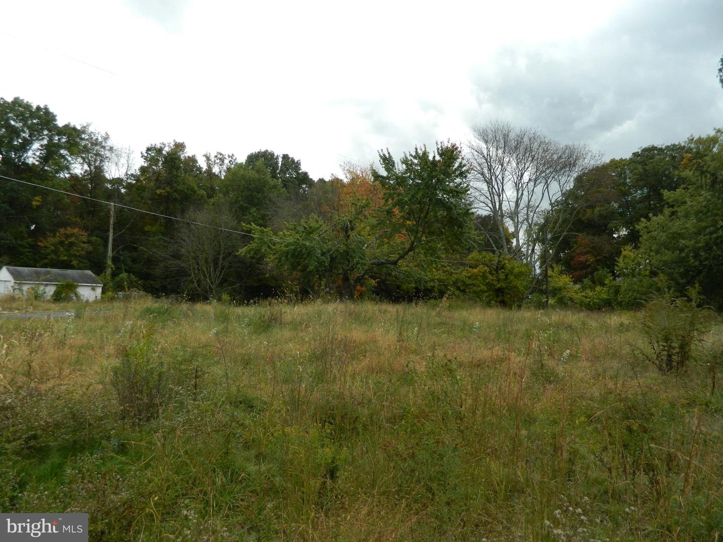 1504 N Fountain Green Rd Property Photo 2