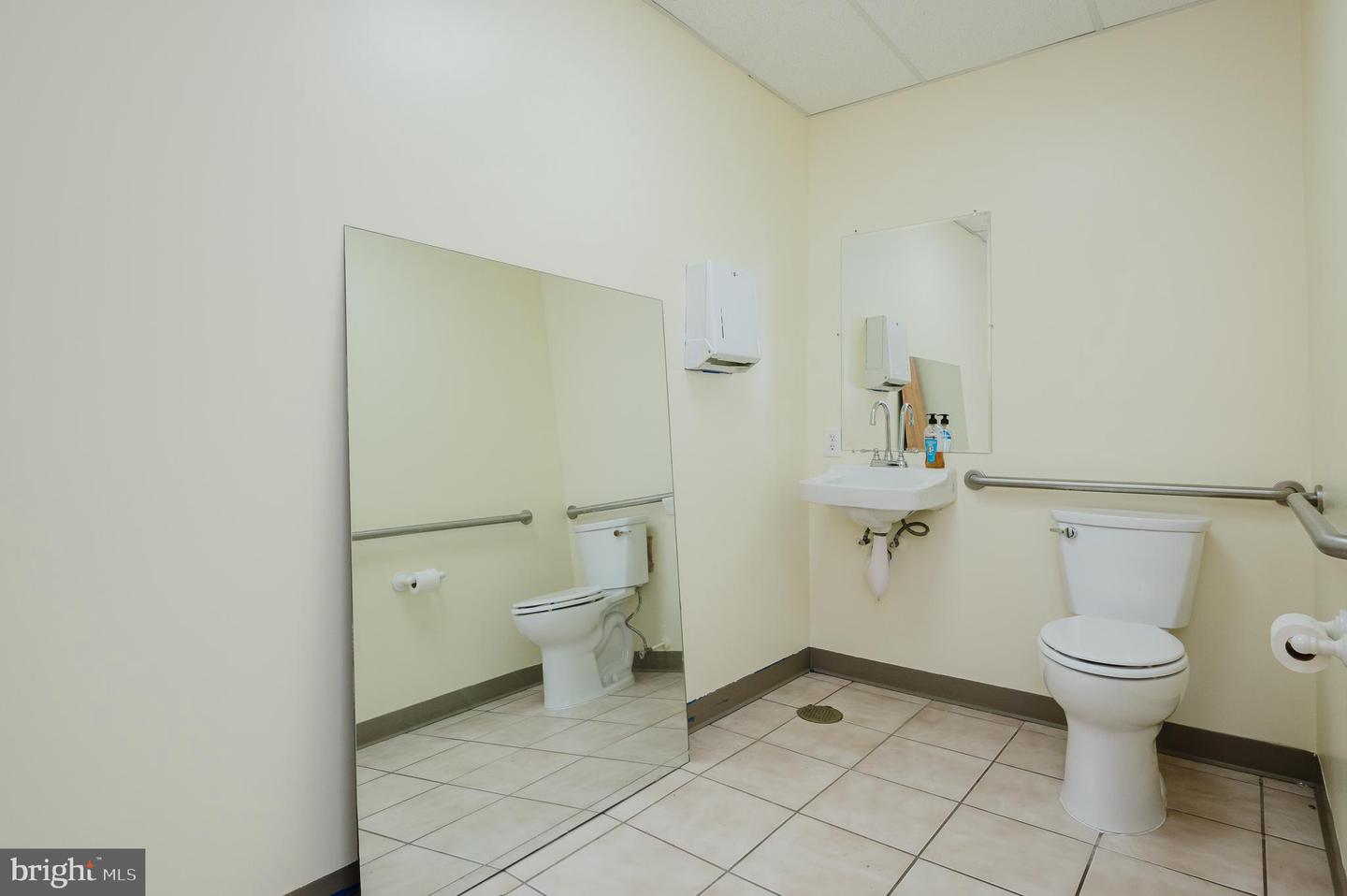 4 N Parke St Property Photo 18