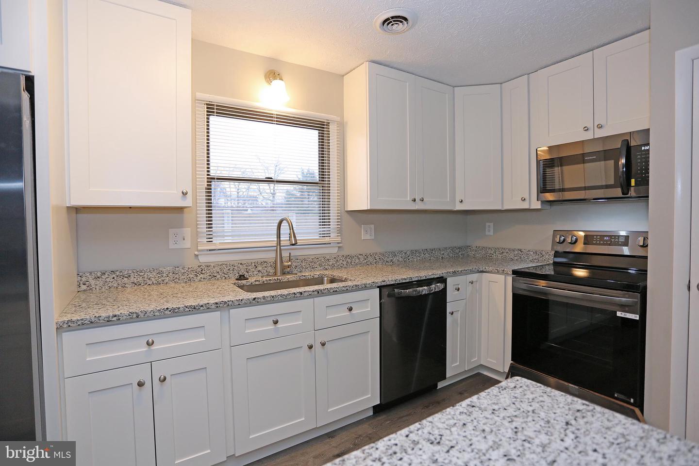 23 Hillman Ct Property Photo 8