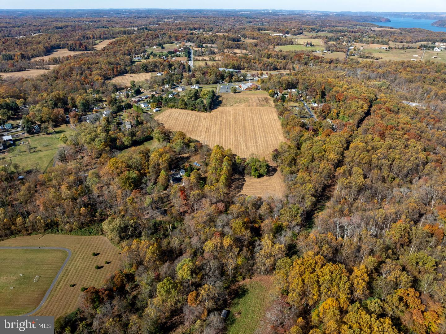 2604 Castleton Rd Property Photo 6