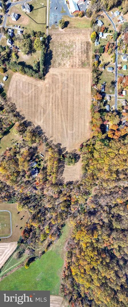 2604 Castleton Rd Property Photo 8