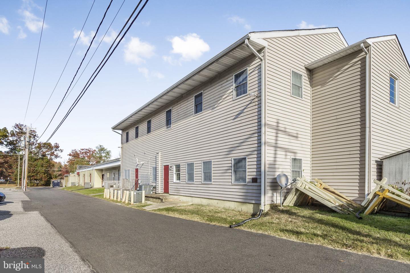 200 N Philadelphia Blvd Property Photo 21