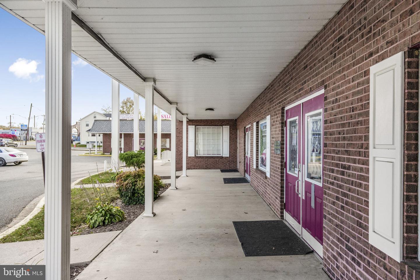 200 N Philadelphia Blvd Property Photo 22