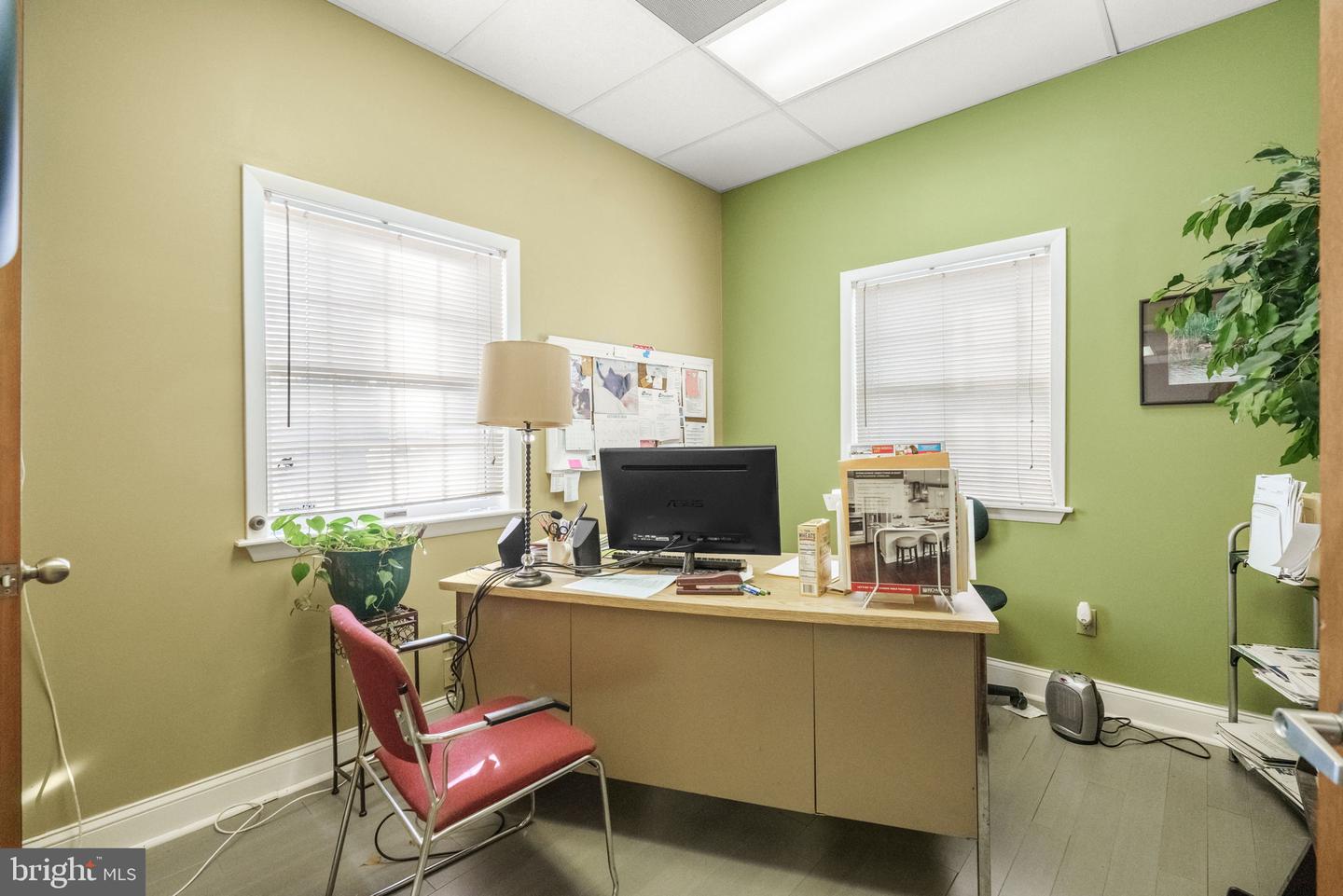 200 N Philadelphia Blvd Property Photo 40
