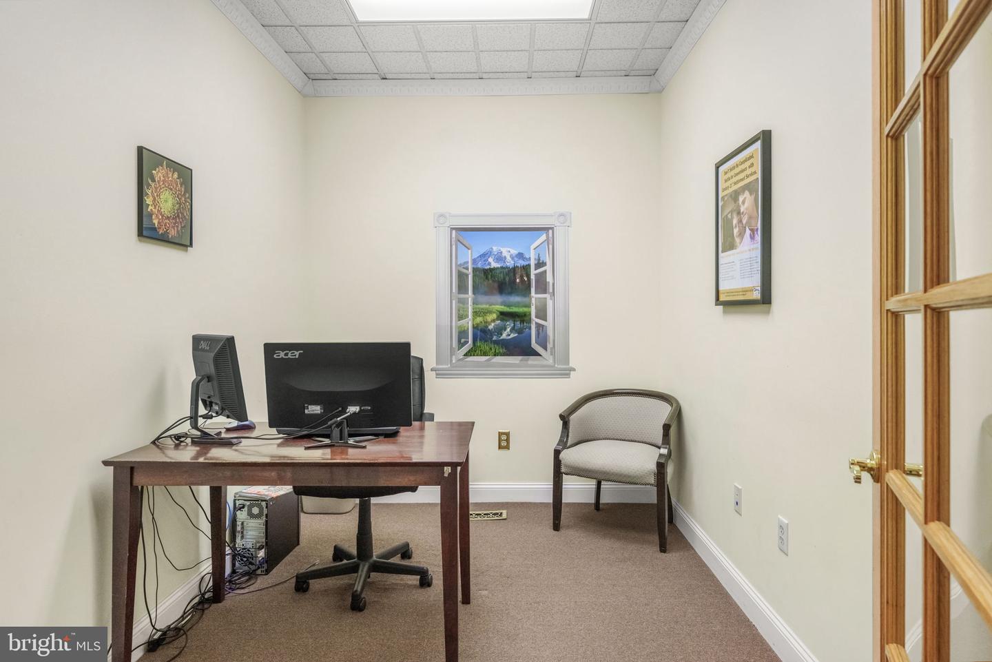 200 N Philadelphia Blvd Property Photo 42