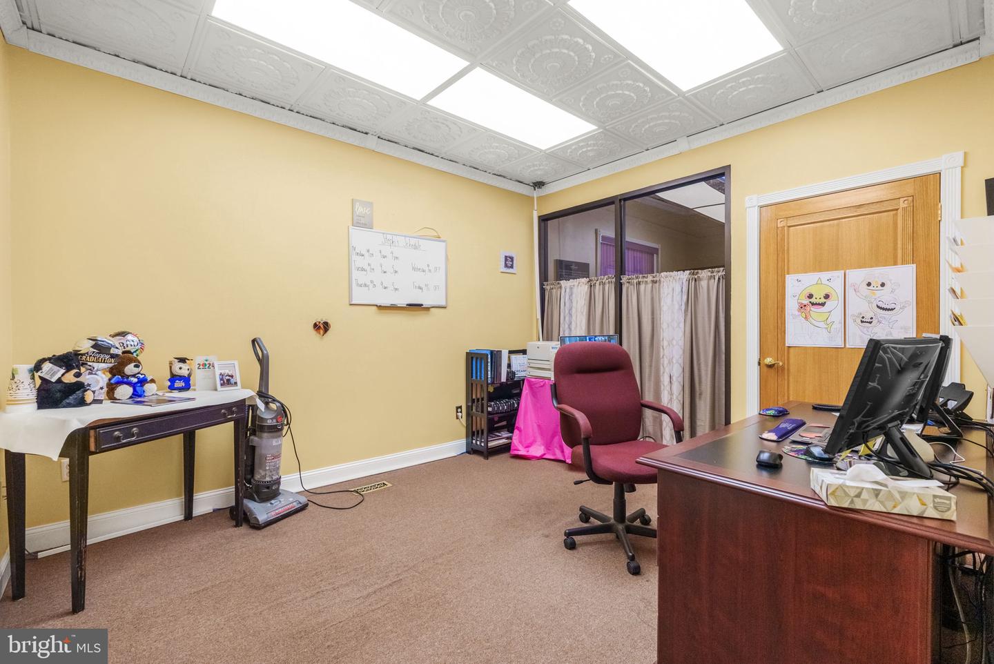 200 N Philadelphia Blvd Property Photo 44