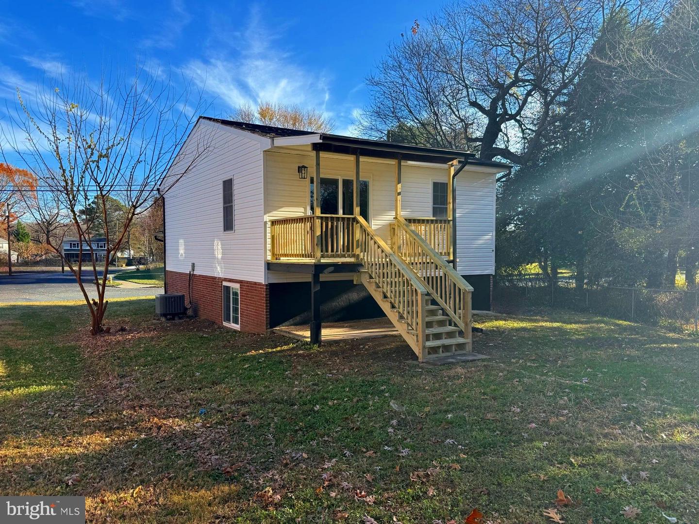 648 S Rogers St Property Photo 43