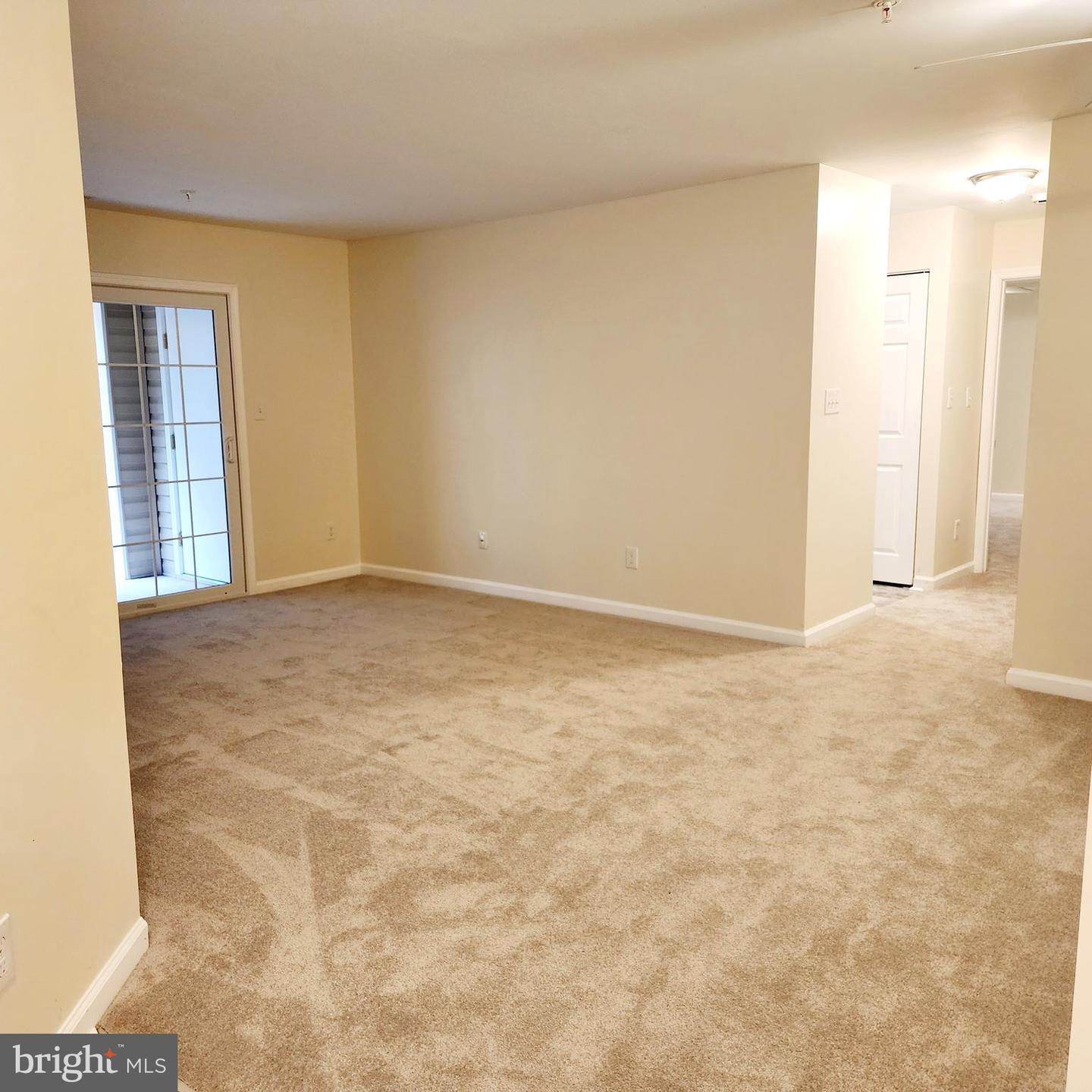 1311-c Sheridan Pl #105 Property Photo 7