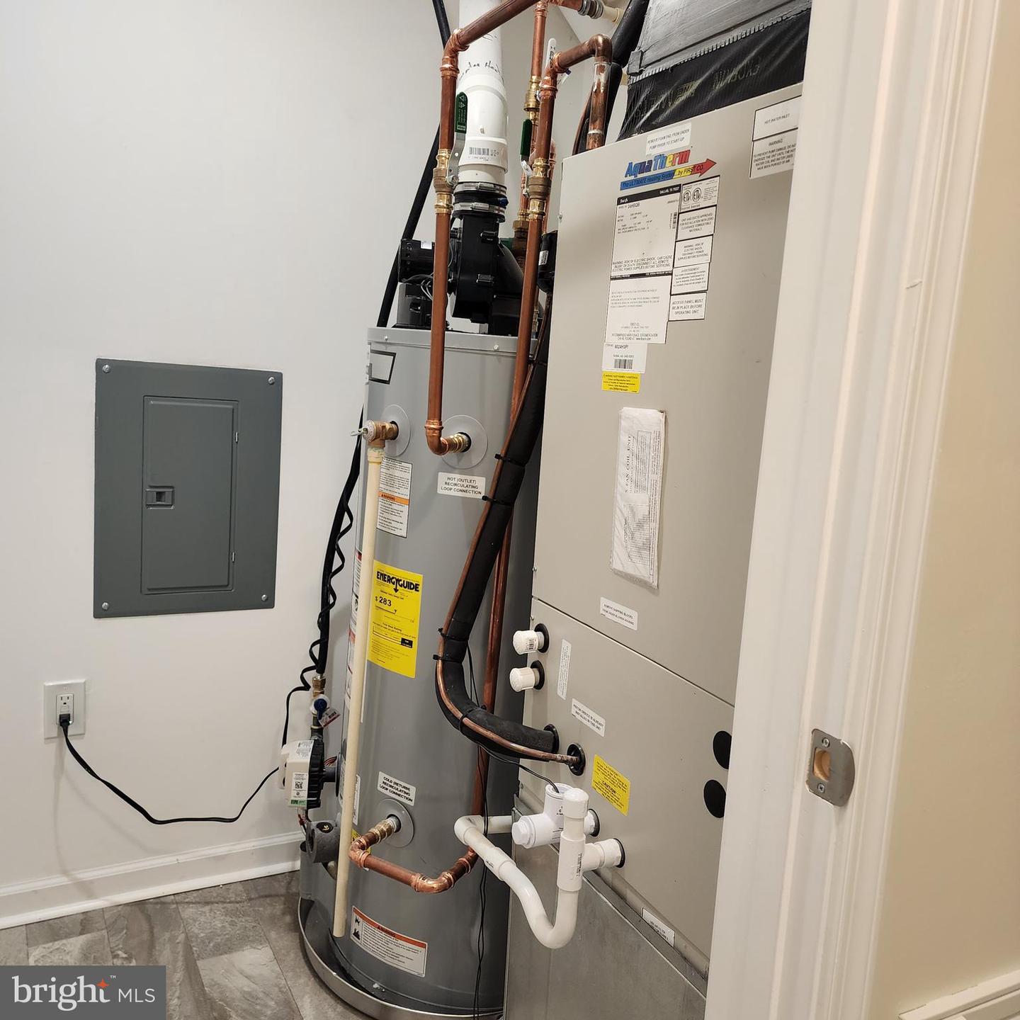 1311-c Sheridan Pl #105 Property Photo 17