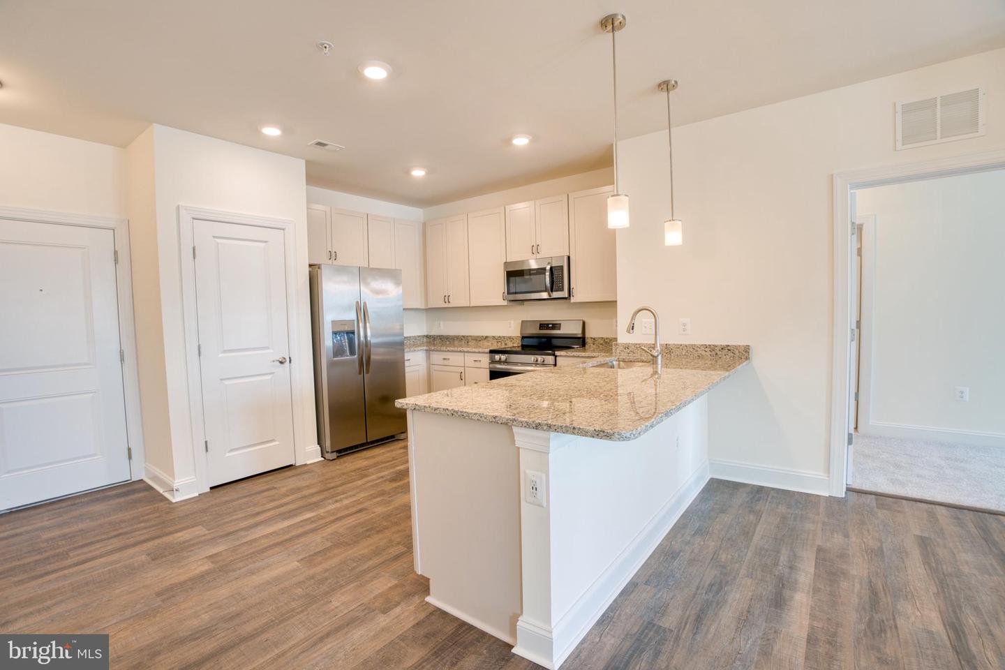 408 Bold Ruler Ct #303 Property Photo 2
