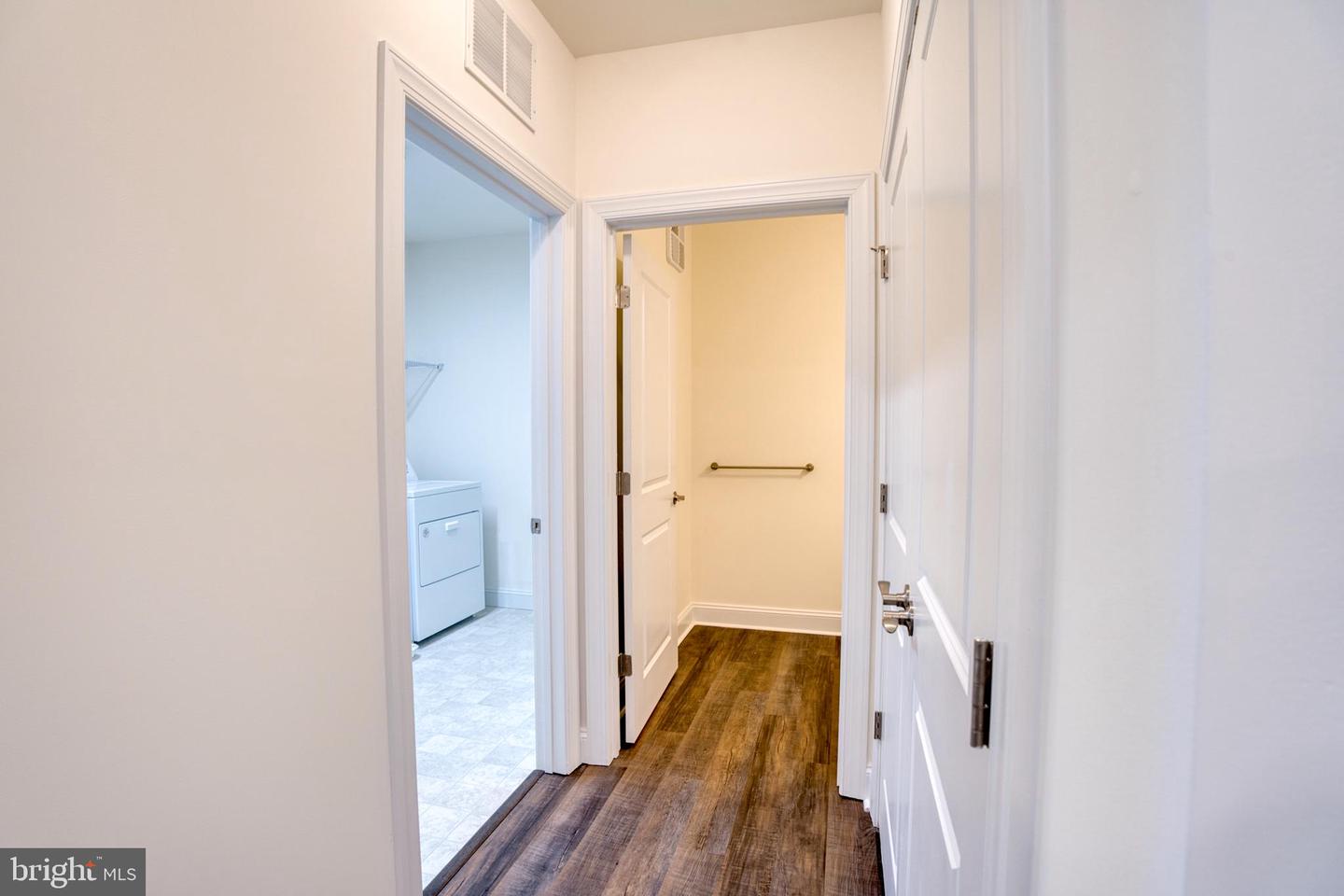408 Bold Ruler Ct #303 Property Photo 3
