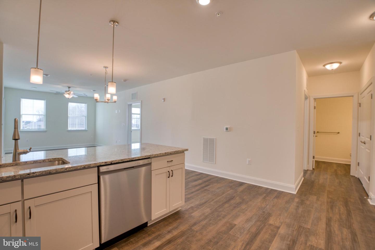 408 Bold Ruler Ct #303 Property Photo 5