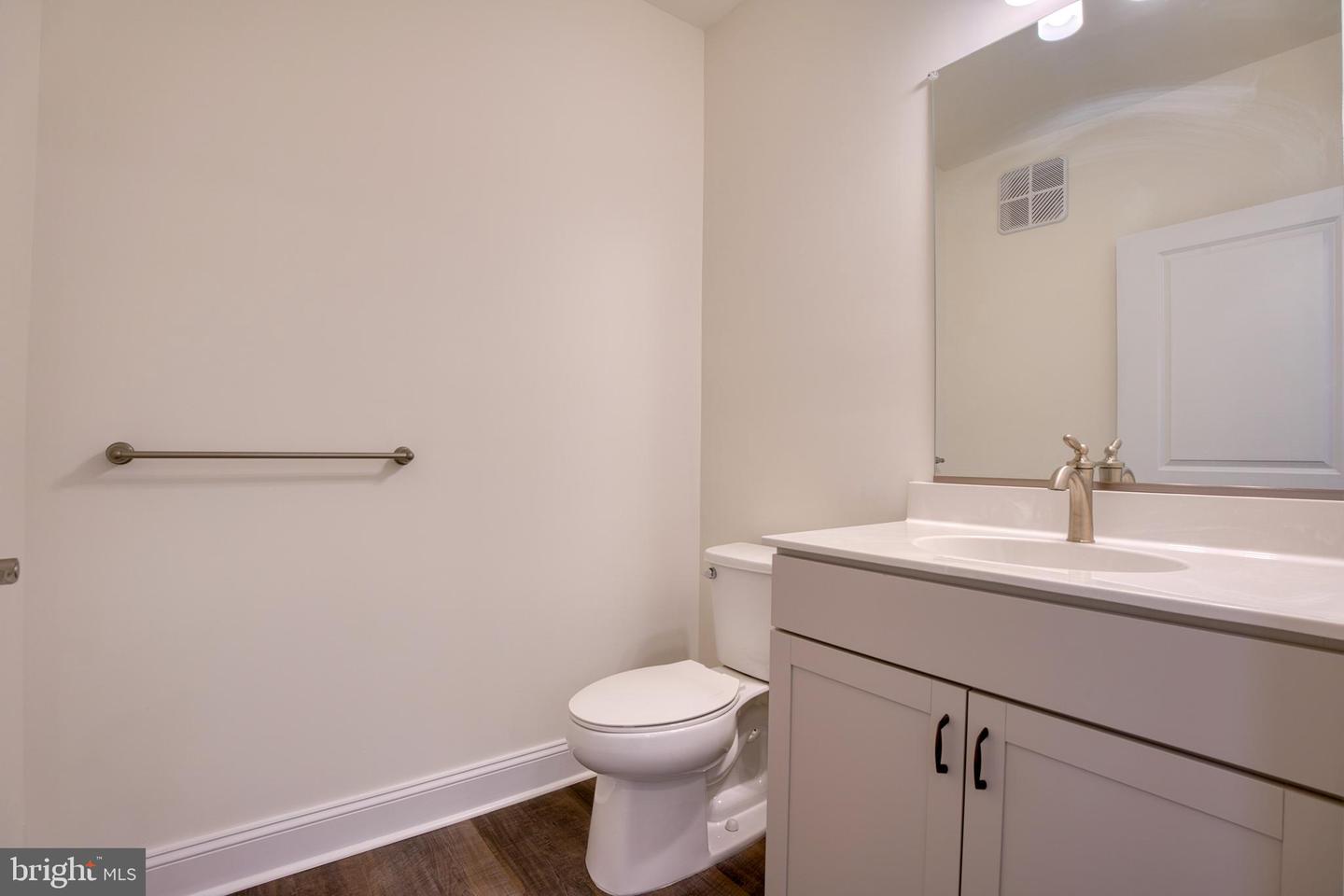 408 Bold Ruler Ct #303 Property Photo 8
