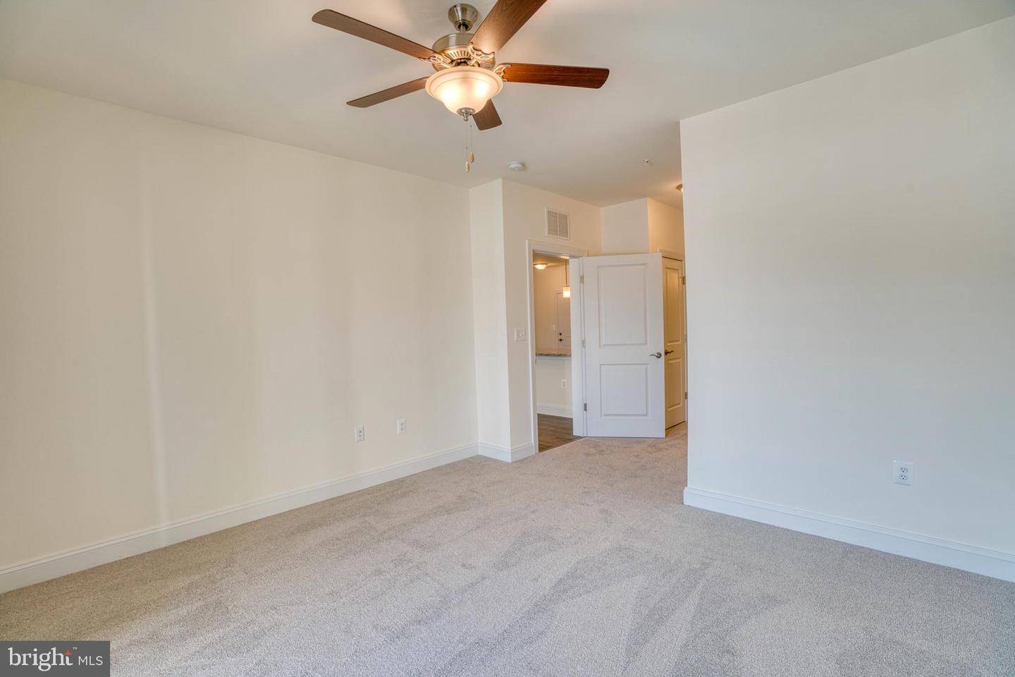 408 Bold Ruler Ct #303 Property Photo 14