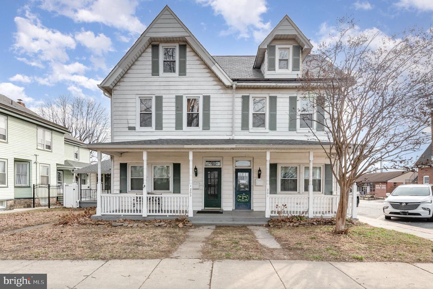 203 N Union Ave Property Photo