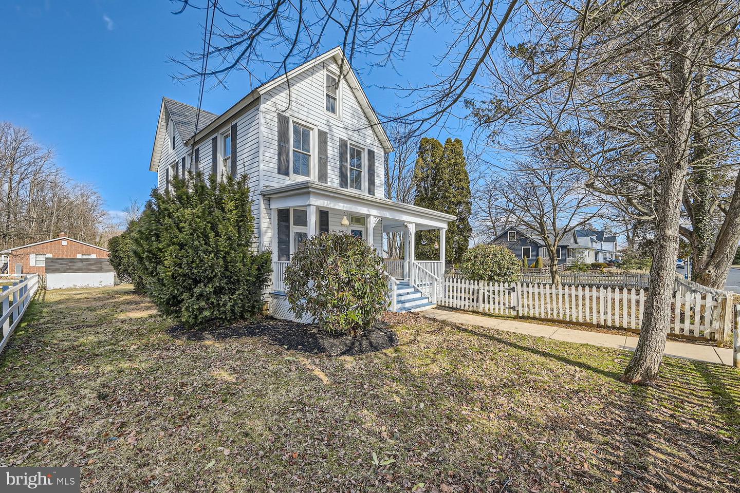 330 W Gordon St Property Photo