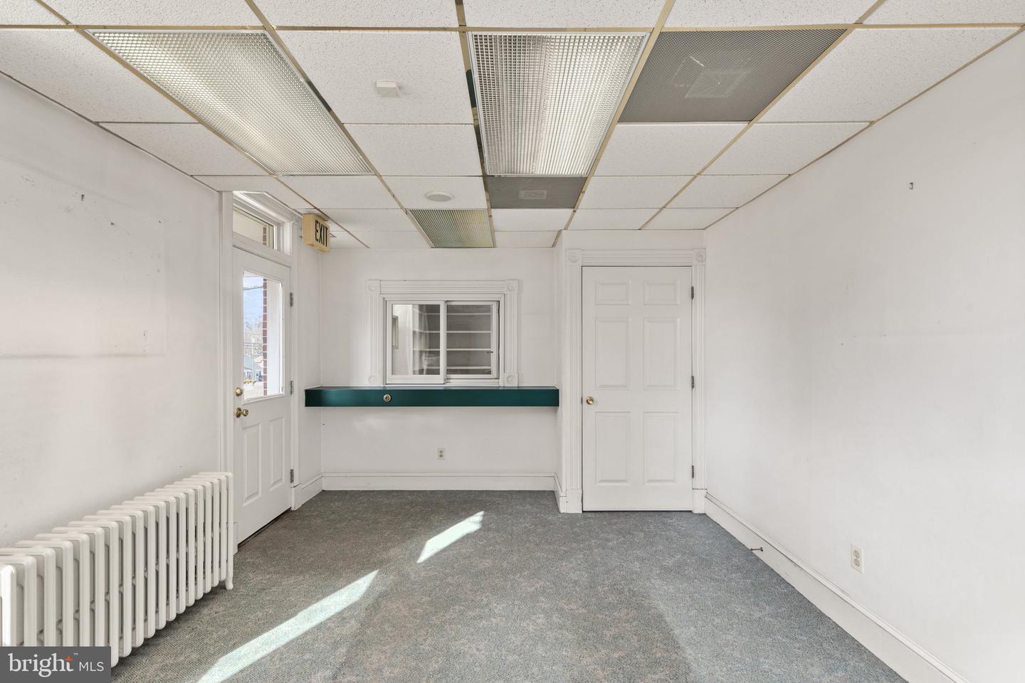 837 S Main St Property Photo 8