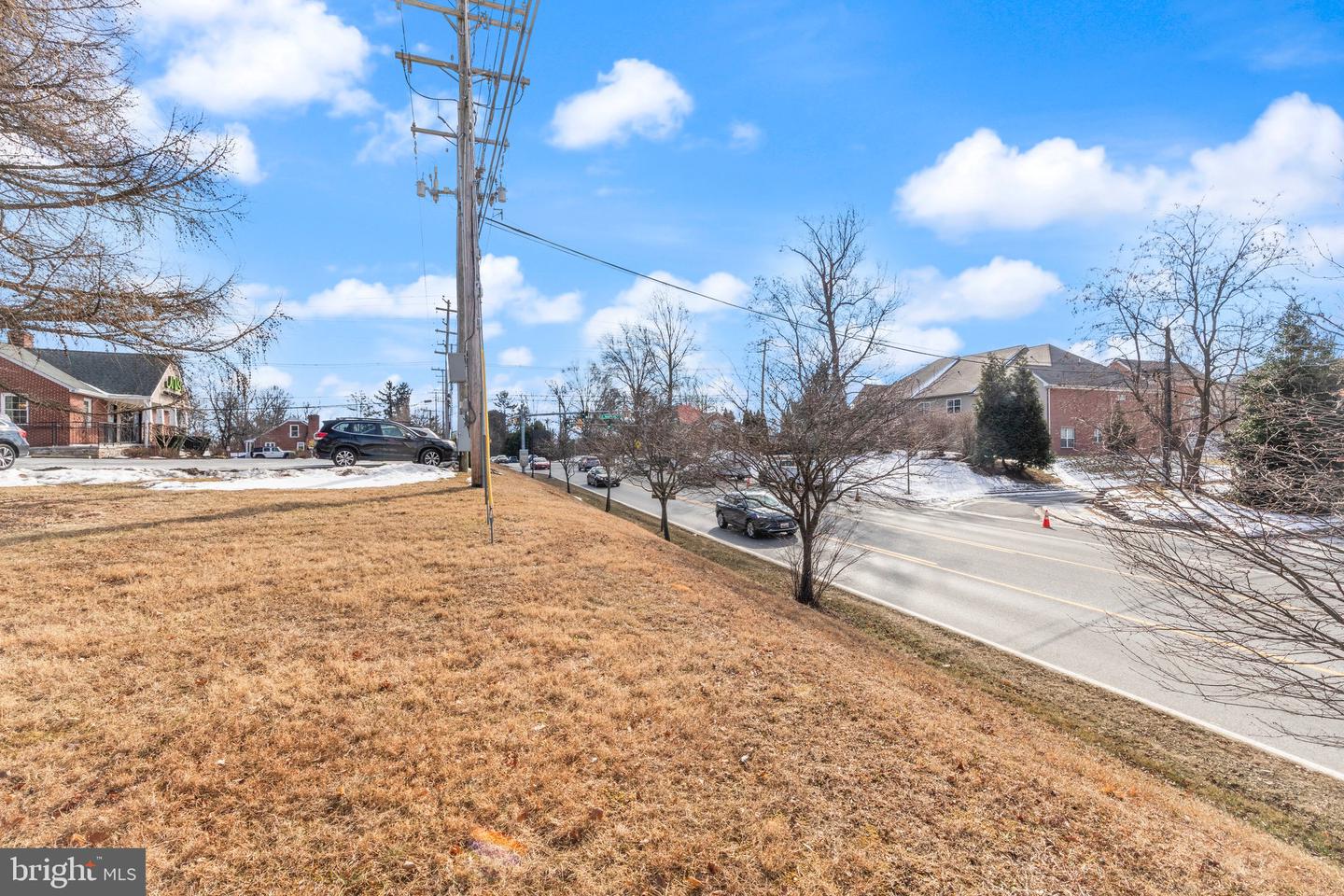 837 S Main St Property Photo 23