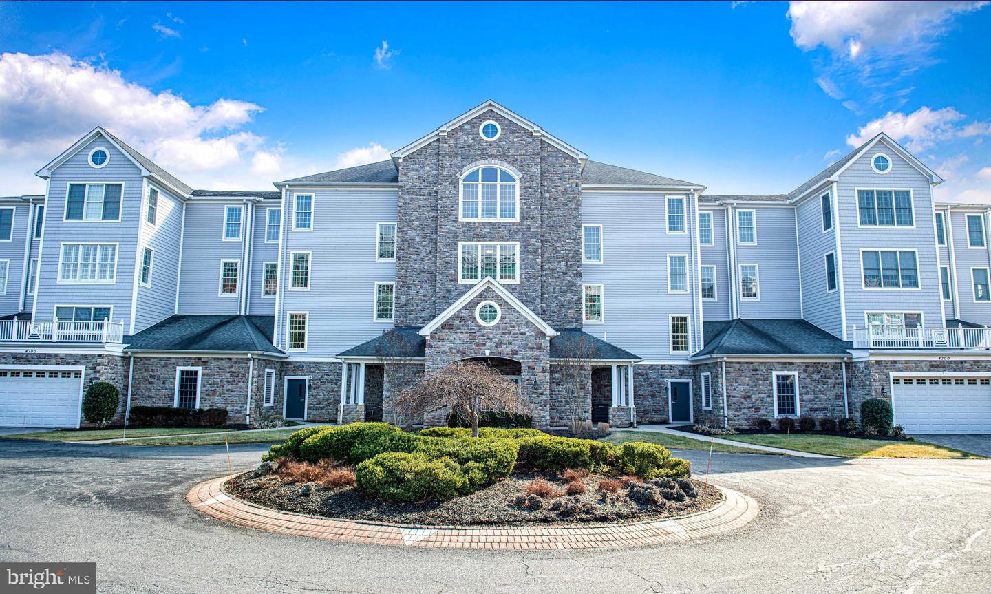 4700-k Water Park Dr #4700k Property Photo