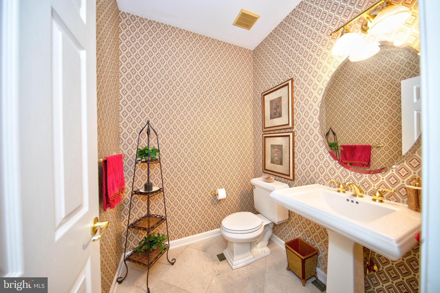 1321 Willow Chase Dr Property Photo 19